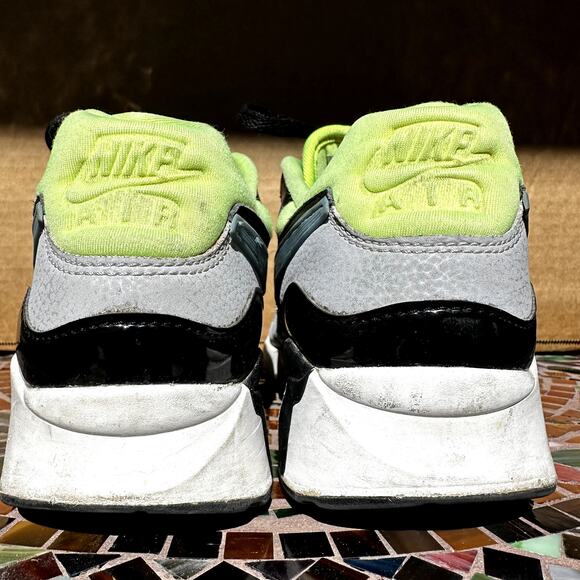 Nike Air Max ST International Running Shoes Sneakers Lace Up Gray Green 8 - Picture 5 of 8